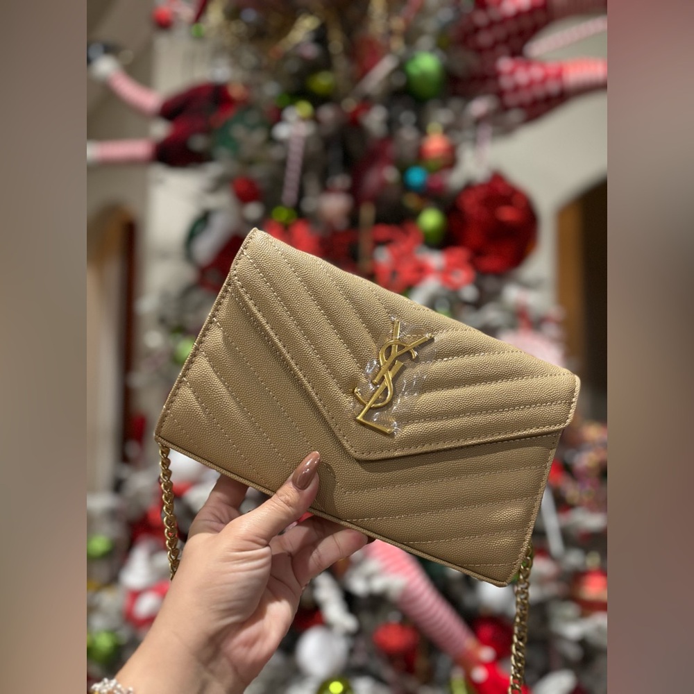 YSL ENVELOPE CROSSBODY